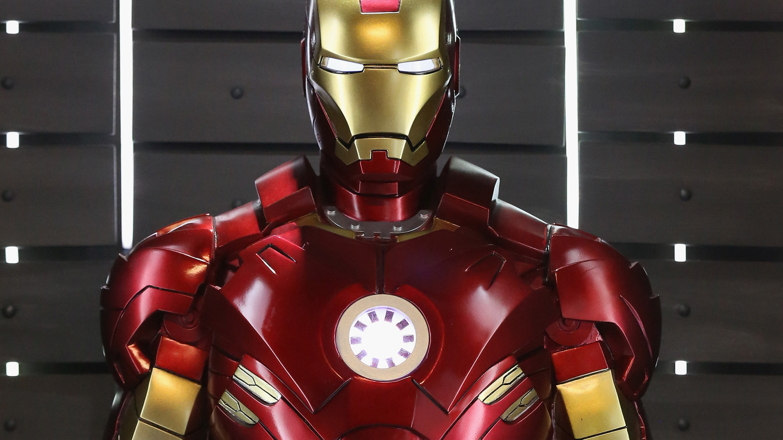 Why The U.S. Military Scrapped Its Real-Life Iron Man Suit