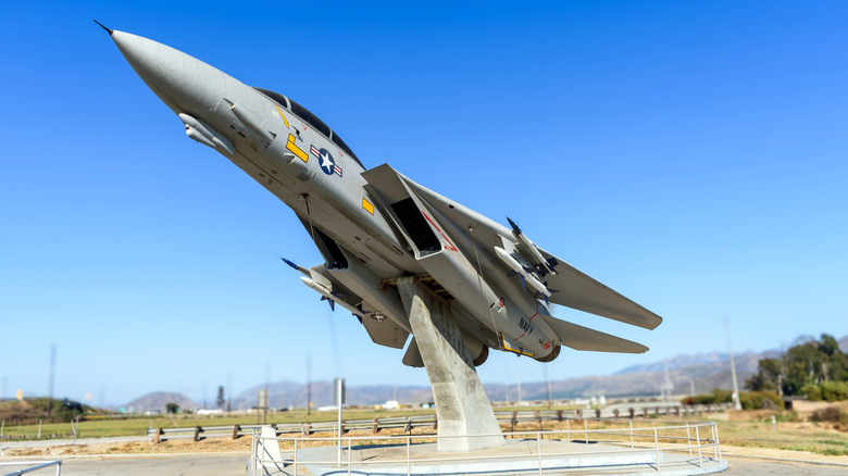 F-14 museum display