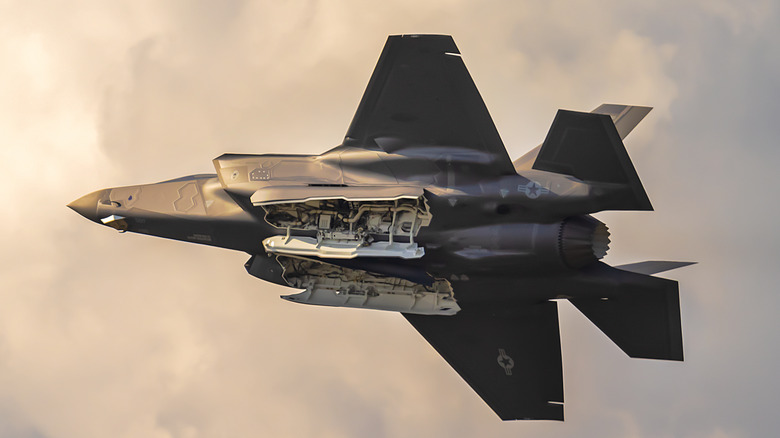 An F-35 performing at an air show.