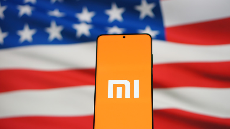 Xiaomi smartphone American flag