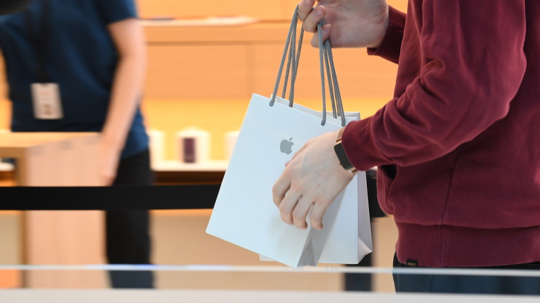 Person shopping in Apple Store