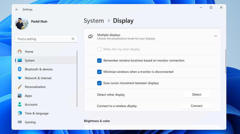 Display Settings in Windows 11