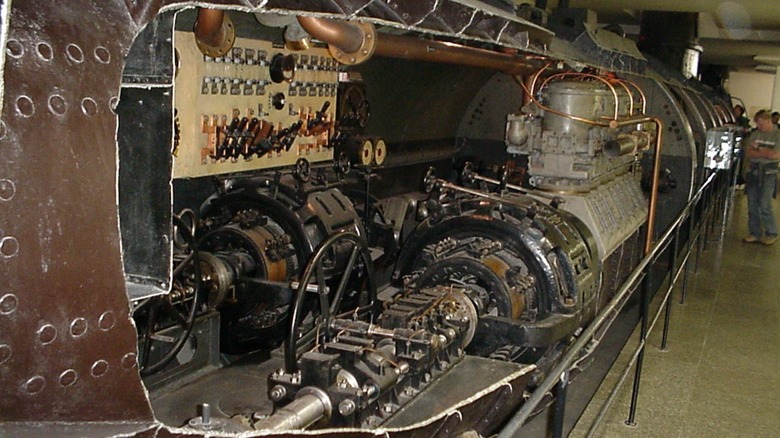 A cutout showing the internal mechanisms of the German SM U-1 used as a training vessel during WWI and is housed in a museum in Munich