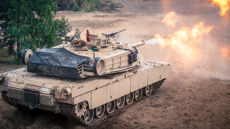 M1 Abrams Military Tank