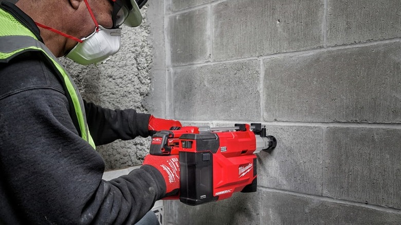 Drilling through concrete block with M12 HAMMERVAC