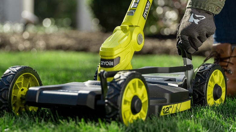 A 18V ONE+ 3-in-1 Mower, String Trimmer, and Edger