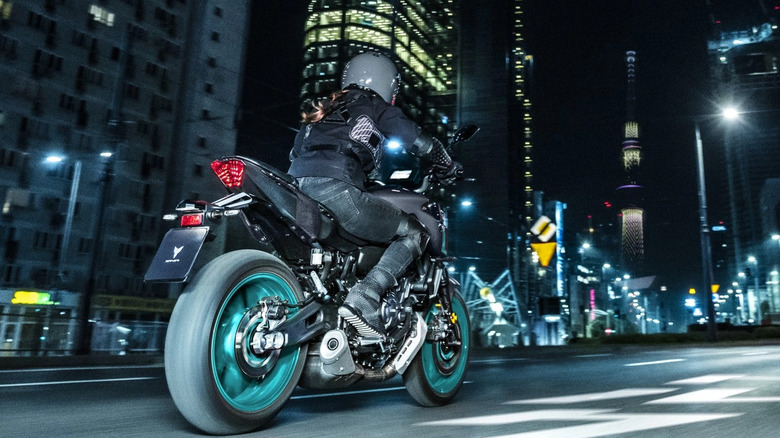 Yamaha MT-07 ridden in city at night