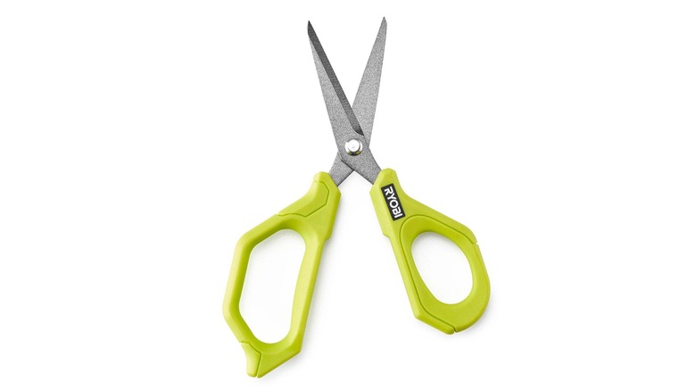 Ryobi's non-stick scissors