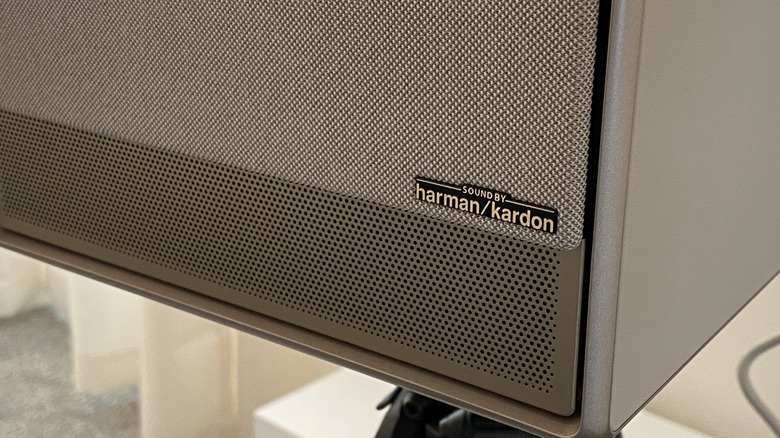 harman kardon logo on projector