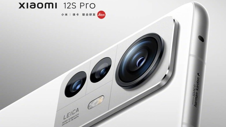 Poster of the Xiaomi12S Pro.