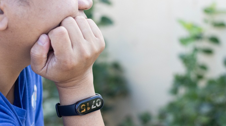 Xiaomi Smart Band 9 on wrist