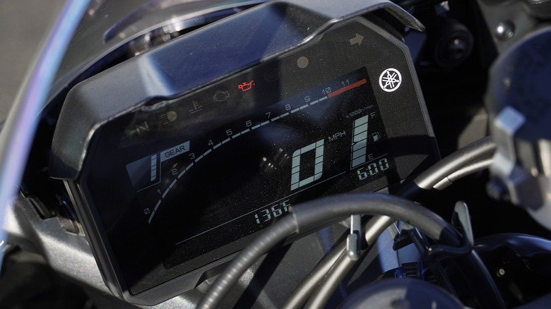 Yamaha YZF-R7 gauge cluster