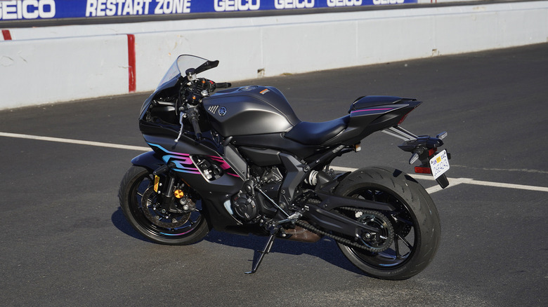 Yamaha YZF-R7 at Sonoma Raceway