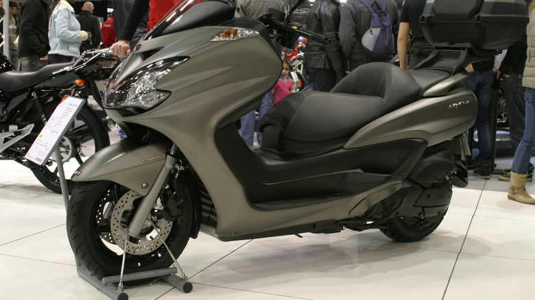 The Yamaha Majesty 400