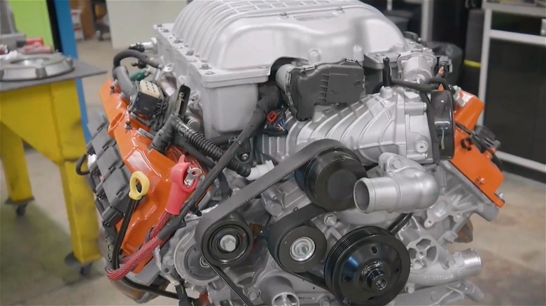 Hellcat HEMI Crate Engine in shop