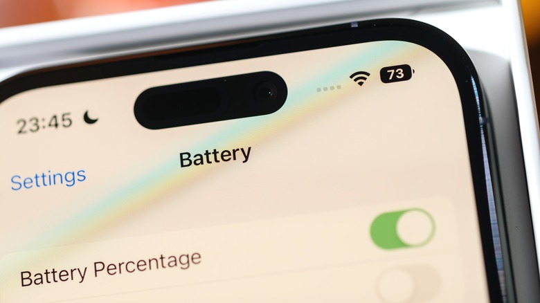 iPhone battery health screen