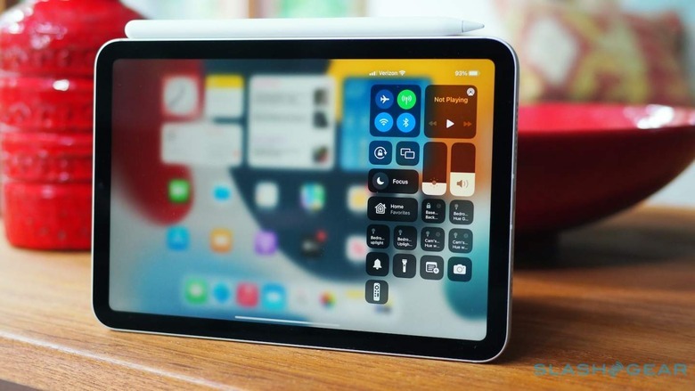 iPad Mini 2021 Review - Apple's Smallest Tablet Is A Big Deal