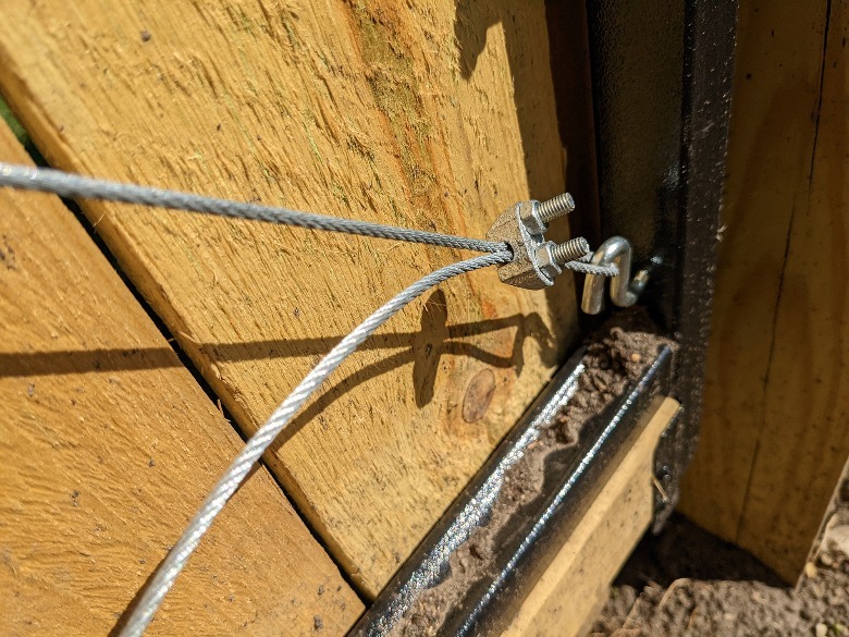 Fence and metal