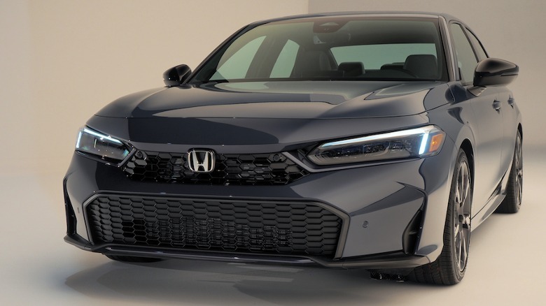 2025 Civic Hybrid sedan