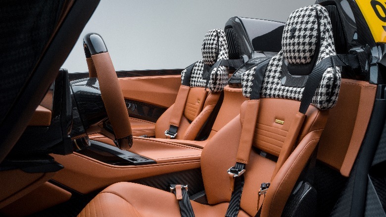 Pininifarina B95 interior seats