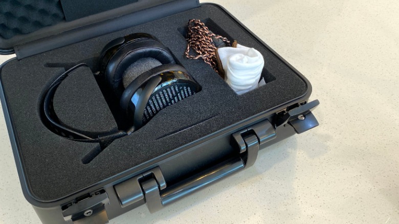 audeze lcd-5 carry case