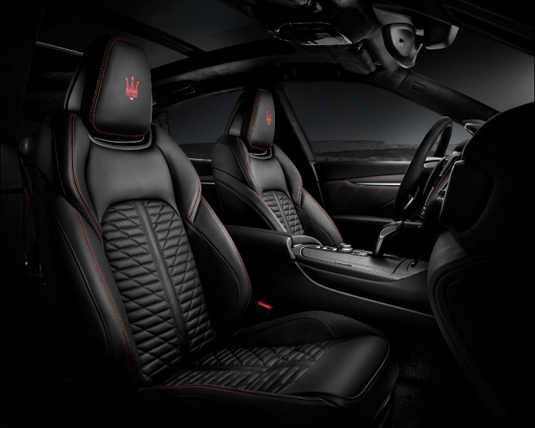 2022 Maserati Levante Trofeo seats