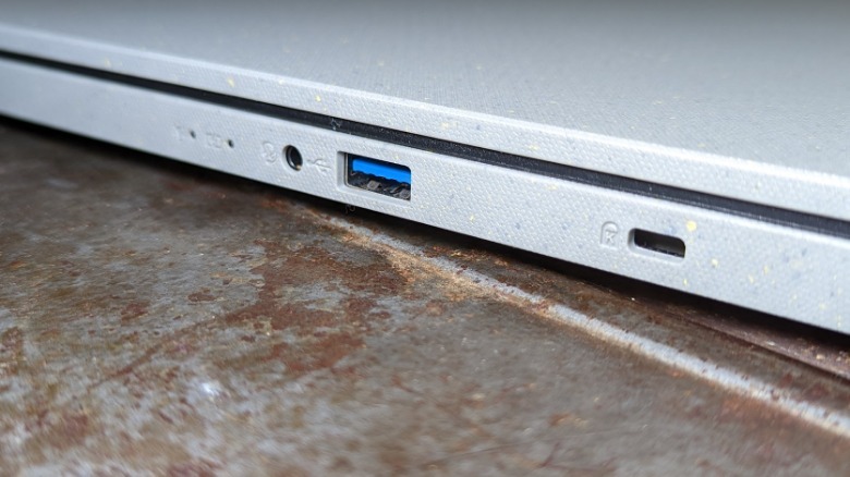 Acer Aspire I/O ports