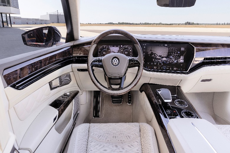 Phaeton D2 interior