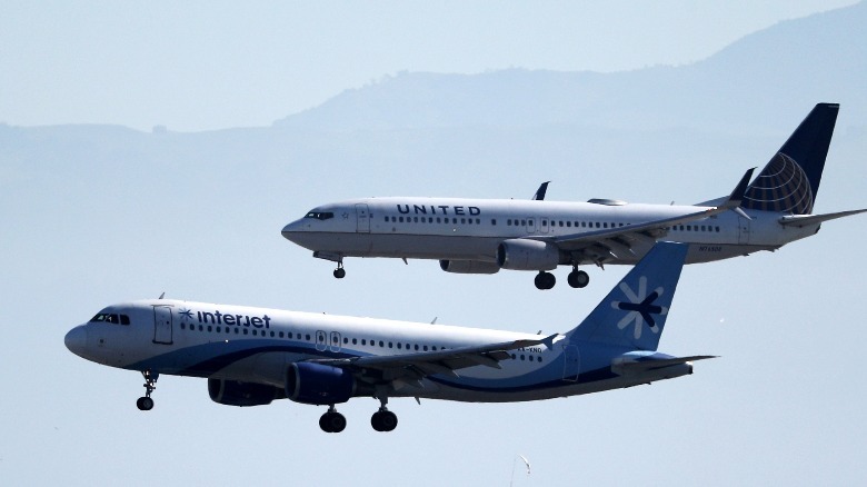 The distinctive noses of the Boeing 737 and the Airbus A320