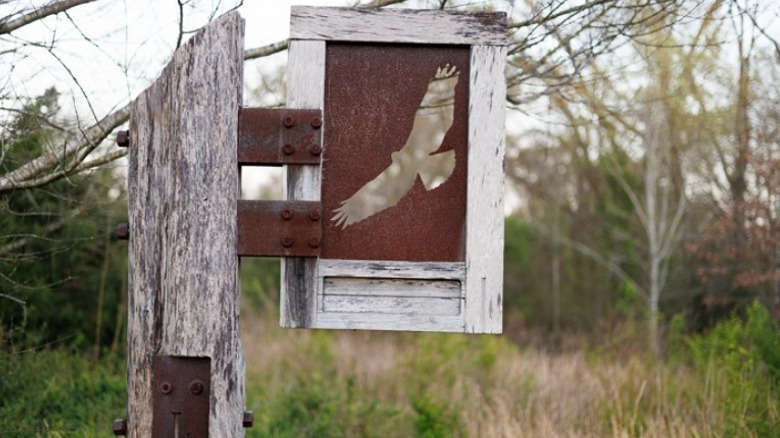 Eagle sign on post