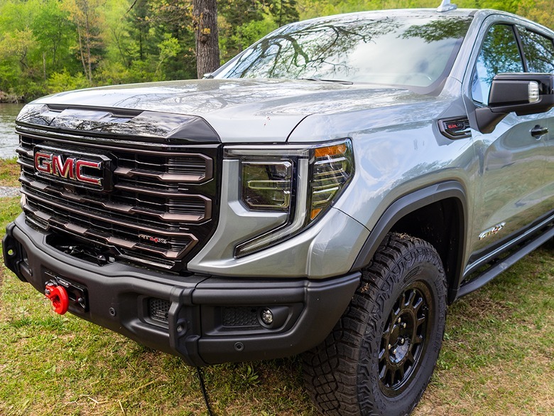 2024 GMC Sierra HD AT4X & AT4X Extreme AEV First Look Big Trucks For Luxe OffRoading