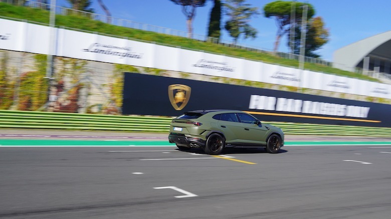 Urus Performante