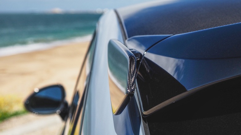 Turbo GT rear spoiler detail