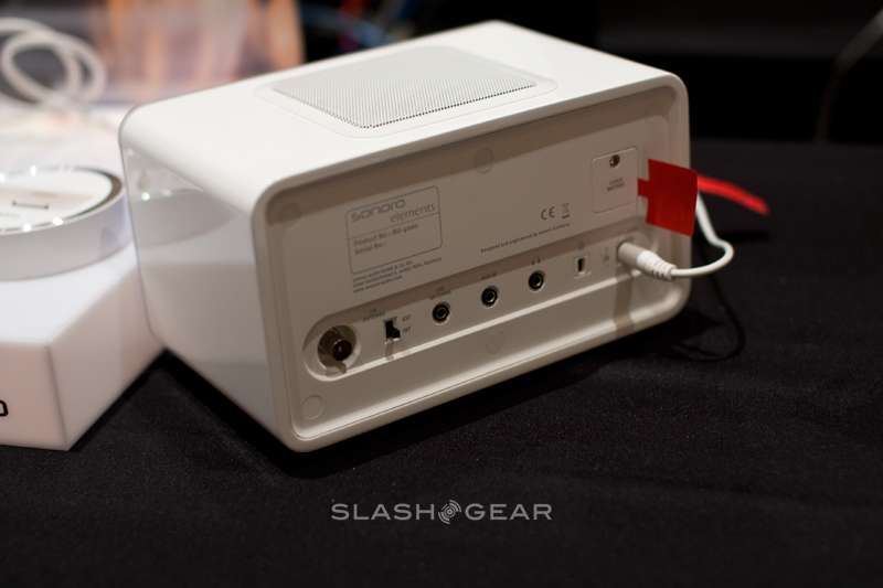 Sonoro Audio Announces New iPod Docking Accessory - SlashGear