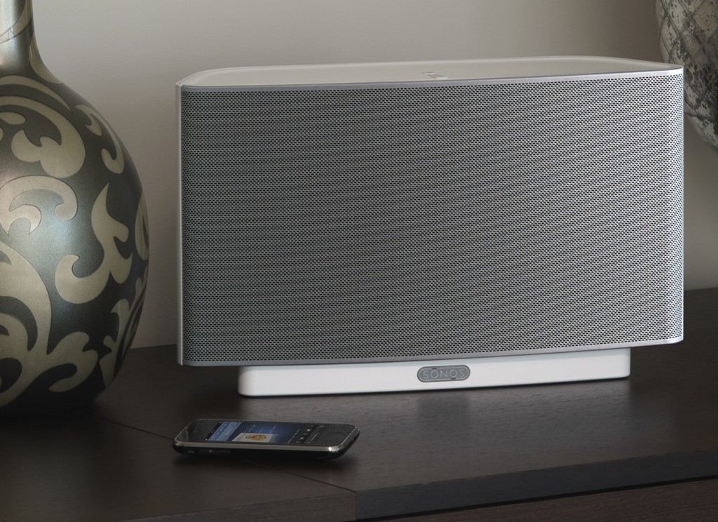 Sonos ZonePlayer S5 wireless speaker makes distributed audio (a little