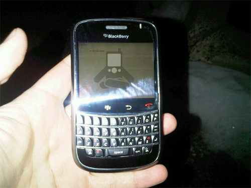 Blackberry Magnum Touchscreenqwerty Prototype Gets Video Demo Slashgear 6207