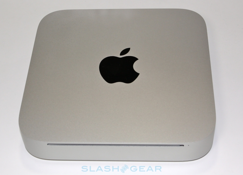 mac mini 2011 back