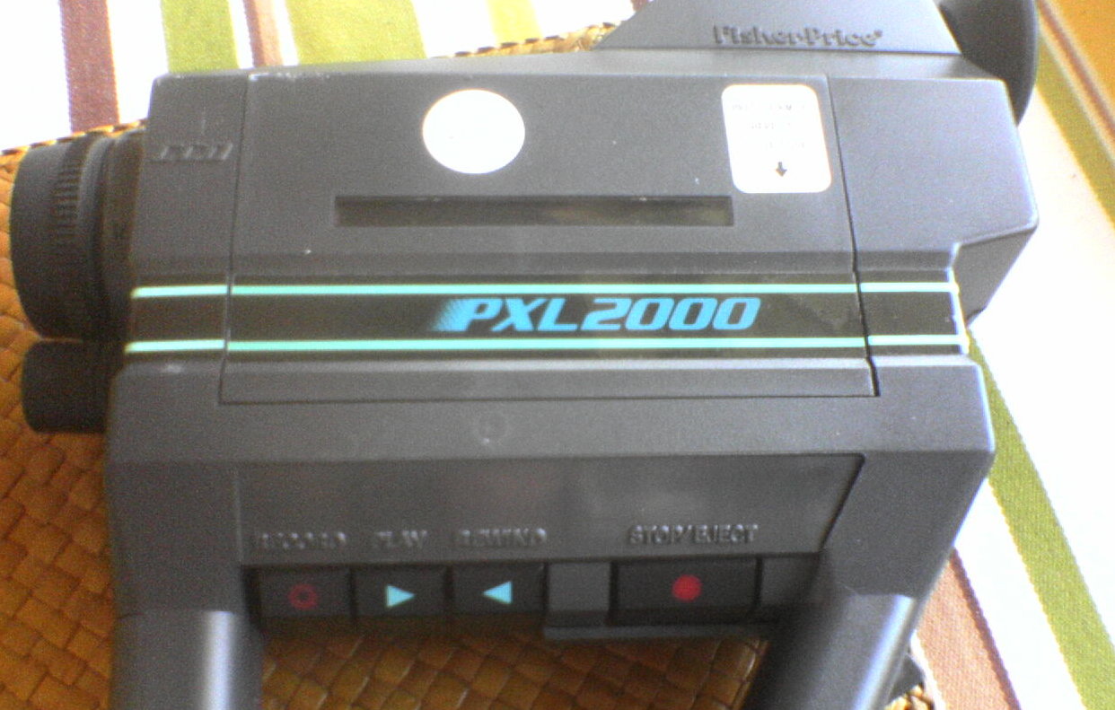 PXL 2000 by FisherPrice, Retro Camcorder SlashGear