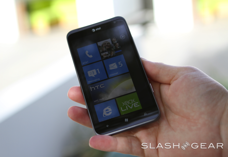 CES 2012 Smartphone Round-Up - SlashGear