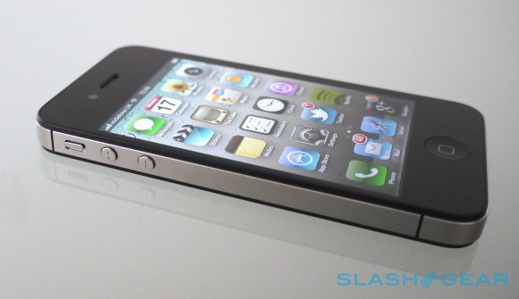 Ios 6 1 1 Gets Vodafone All Clear For Iphone 4s Problem Slashgear