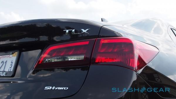 2015 Acura Tlx First Drive The Subtle Sports Sedan Slashgear