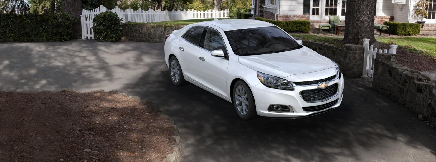 chevy malibu hit with gm s latest sunroof recall slashgear chevy malibu hit with gm s latest