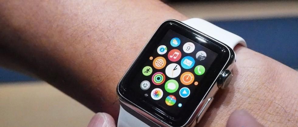 Driver fined for using Apple Watch while driving - SlashGear