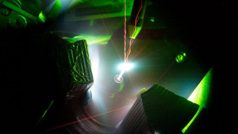 Super Powerful Laser Creates Plasma Hotter Than The Sun Slashgear 1335