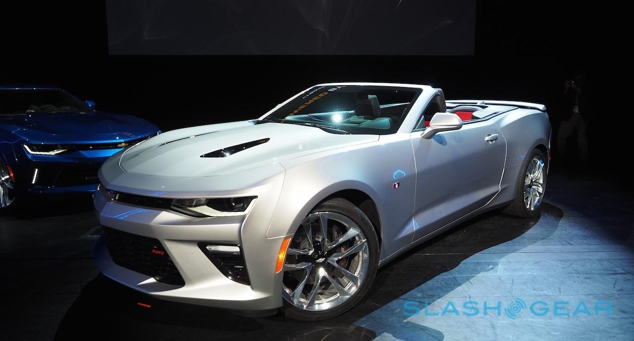 2016 Camaro Convertible revealed with Chevy's smartest roof - SlashGear