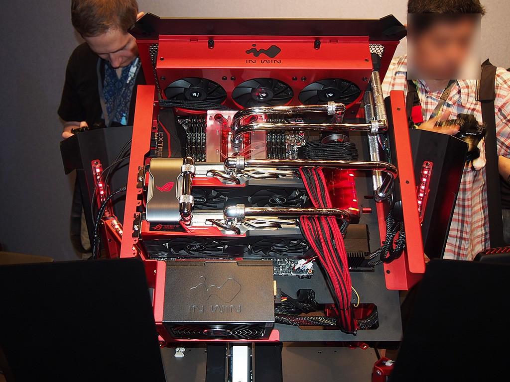 This Asus Gaming Pc Literally Transforms - Slashgear