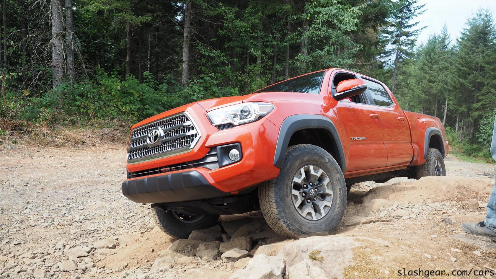 2016 Toyota Tacoma Off-Road Experience! - SlashGear