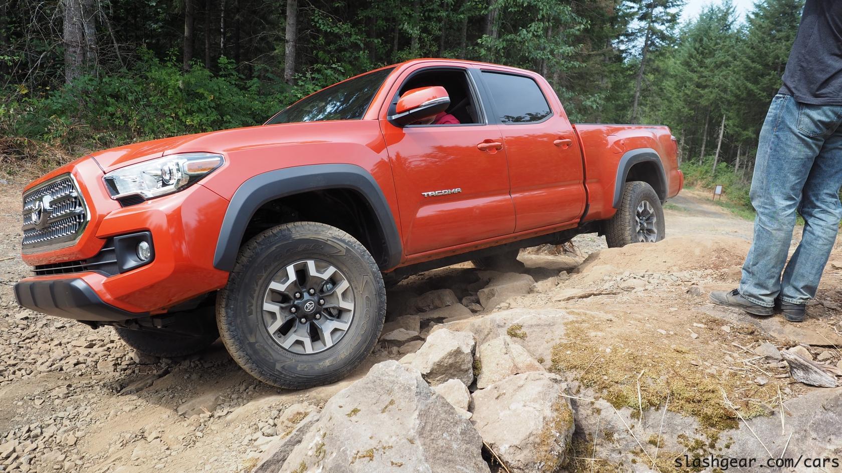 2016 Toyota Tacoma Off-Road Experience! - SlashGear