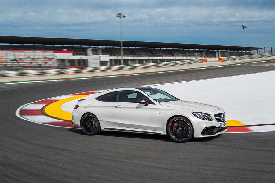 17 Mercedes Amg C63 Coupe Bi Turbo V8 Makes Up To 503hp Slashgear