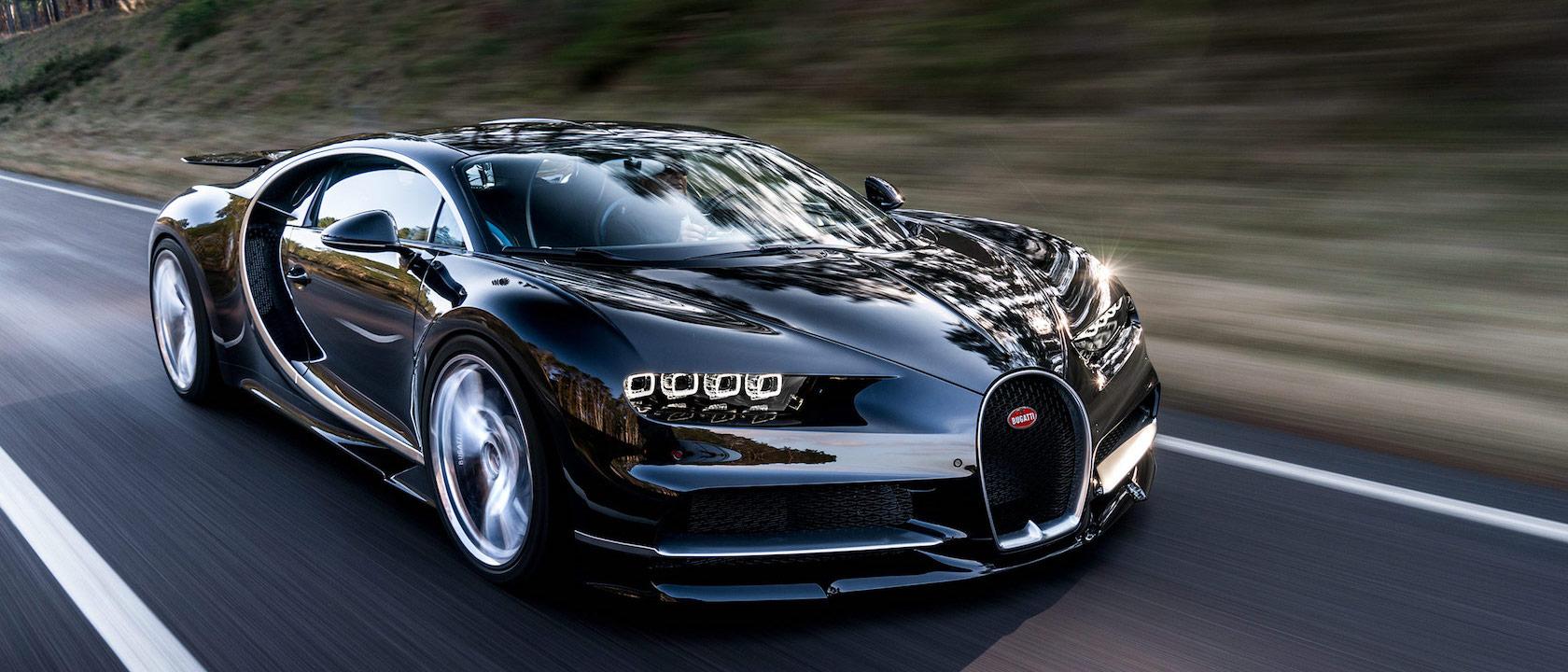 The Bugatti Chiron Is 2 6m Of 1 500 Hp Excess Slashgear